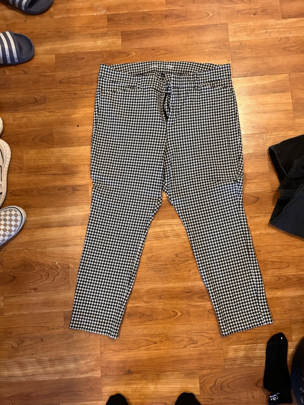 Old Navy Pixie Skinny Pants